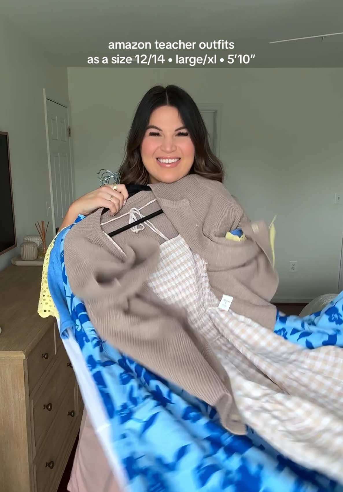 Midsize teacher outfits from amazon! Which look is your fav?? #midsizeoutfit #amazonfashion #teacheroutfit #teacheroutfits #teacherstyle @Amazon Fashion 