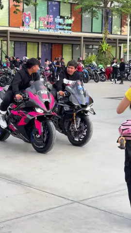 ពិននឹងមិចដែរ❤️😄#fyp #khmertiktok #bigbikecambodia🇰🇭❤️ #creatorsearchinsights #fanbigbikeskun #s1000rr #yamahar1m 