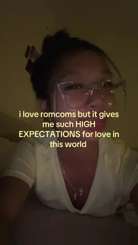 if only we lived in a romcom worldd #fyp #relatable #romcom #viral #repost #tiktok #izzabeliciousss 