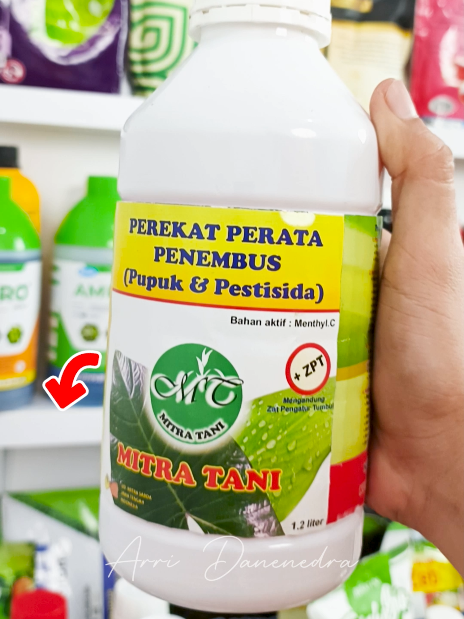 Perekat MT Bikin Semprotan Nempel Sempurna! #PerekatMT #PetaniCerdas #TipsPetani #PupukNempel #SemprotEfektif #GLUMAX #PertanianOrganik #TikTokPetani #FYPpertanian #SolusiTanaman #arridanendra #arridndr