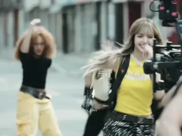 قمرر#lisa #fyp #explore #foryou 