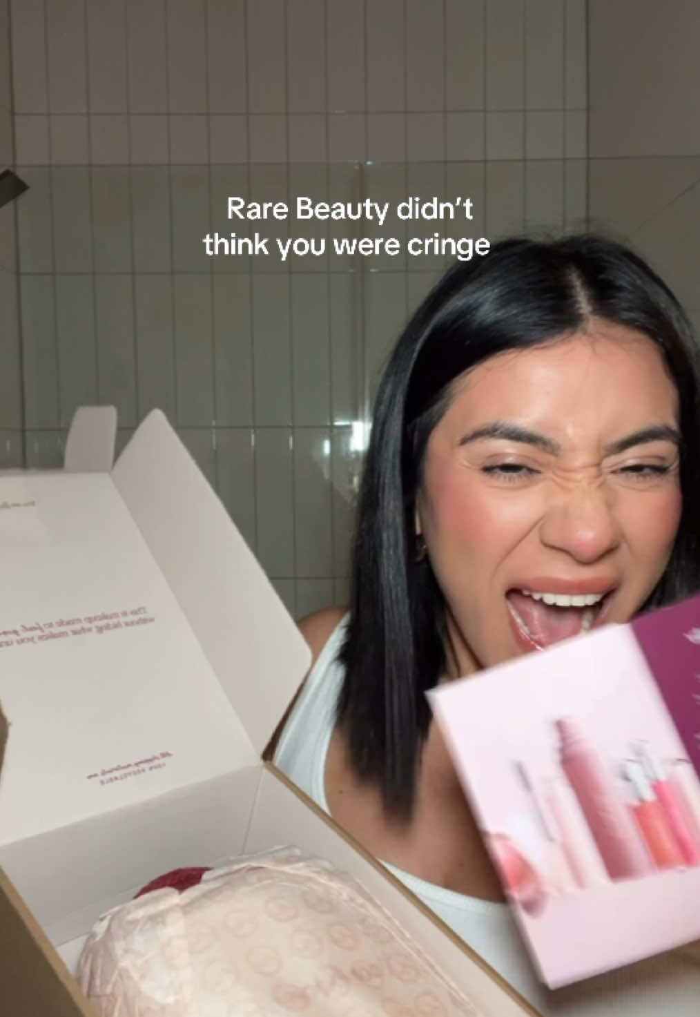 Your sign to post bc you never know who is watching!!! Forever grateful to receive packages from brands I lov & this one was a very special one— ilyyyyyy @Rare Beauty 🥹🫶🏼💜  #openingpr #rarebeauty #prunboxing #rarebeautymakeup #rarebeautyblush #rarebeautyhighlighter #selenagomez #rarebeautypr #microinfluencer #dallascontentcreator #latinacontentcreator #mexicancontentcreator #prpackages #prpackageunboxing #smallcontentcreators #firstprpackage 