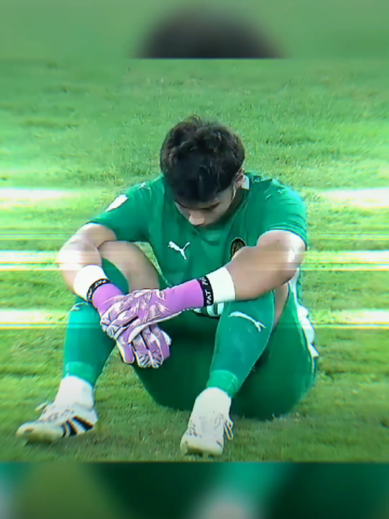 SERU!! Timnas Indonesia U23 berbagi poin dengan Timnas Malaysia U23 dengan skor kacamata yang membuat Timnas Malaysia U23 mengakhiri perjalananya di Piala AFF u23 2025, dan Indonesia menambah 1 poin berada di puncak klasemen Grup A ,di Stadion Utama Gelora Bung Karno Jakarta  #TIMNAS  #timnasindonesia #aff #timnasmalaysia #u23 #pialaasean #aseanutdfc  #affu23  #pssi #gbk #skor #imbang #indonesiamendunia #garudamuda #beranda 