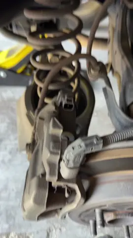 How to retract rear electric parking brakes without a scanner. 