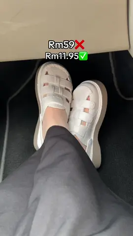 Sandal Comel mcm ni 11ringgit je Biar betul 😍✨✨ #sliponshoes #newarrival #sandalraya #kasutwanita 