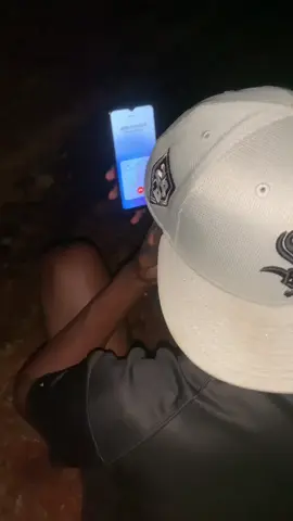 Ojalá que esa mujer no vea ese video 😂😂😭 . .  . . . . . . . . #parati #virar #fyp #fypシ #risa #broma #chiste#gracioso#risas😂😂😂 #creativo•	#funny #Comedia, #Humor, #memes #Relatable, #tiktokfunny #TikTokComedy  