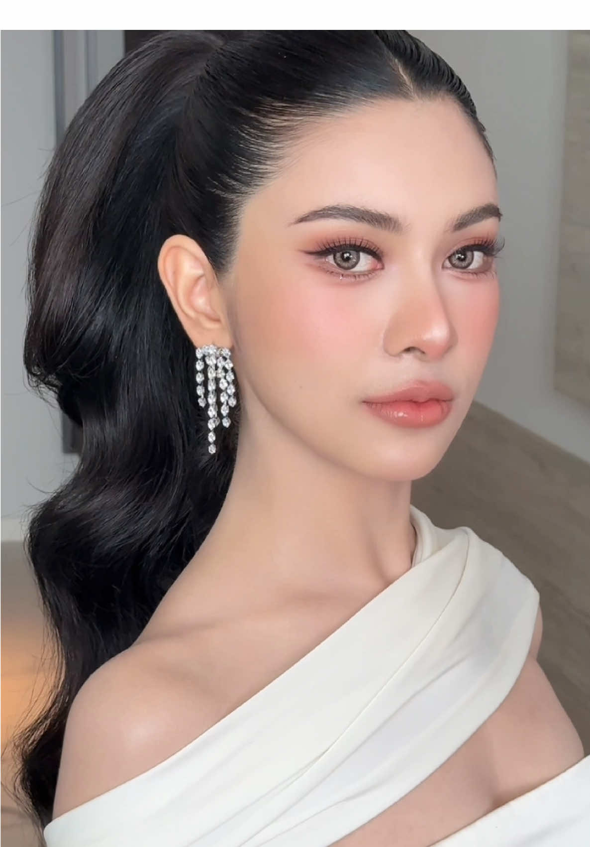 💄💄ลุคแกรมๆ #รับแต่งหน้า #เจ้าสาว #illu #ชุดแต่งงาน #india #มาดูกัน #เป็นกระแส #mut #นางงาม @ริต้าชิม MUT มหาสารคาม  -ให้วันสำคัญของคุณเป็นวันพิเศษ -ติดตามผลงานได้ที่https://www.facebook.com/thanarakmakeup#makeup #makeupthailand #ช่างเเต่งหน้าหวานๆ #ช่างเเต่งหน้าเจ้าสาวตราด #ช่างเเต่งหน้าเจ้าสาวจันทบุรี #ช่างแต่งหน้า #ช่างแต่งหน้าเจ้าสาว #ช่างแต่งหน้าทำผม #ช่างแต่งหน้ารับปริญญา #ช่างเเต่งเจ้าสาวชุดไทย #ช่างแต่งหน้าเจ้าสาวกรุงเทพ #งานแต่ง #ช่างเเต่งรับหน้าปริญญานครปฐม #ช่างเเต่งหน้าเจ้าสาวสุพรรณบุรี #ช่างแต่งหน้าเจ้าสาวกาญจนบุรี #ช่างแต่งหน้าเจ้าสาวอ่างทอง #ช่างแต่งหน้าเจ้าสาวชัยนาท #ช่างแต่งหน้าเจ้าสาวสิงห์บุรี #ช่างแต่งหน้าเจ้าสาวอยุธยา #ช่างเเต่งหน้าเจ้าสาวปทุมธานี #ช่างเเต่งหน้านนทบุรี #ช่างเเต่งหน้าสุราษฎร์ธานี #ช่างเเต่งหน้าเจ้าสาวลพบุรี #ช่างเเต่งหน้าเจ้าสาวนครศรีธรรมราช #ช่างเเต่งหน้าเจ้าสาวพิจิตร #ช่างเเต่งหน้าเจ้าสาวประจวบคีรีขันธ์ #ช่างเเต่งหน้าเจ้าสาวเพชรบุรี #สถานที่จัดงานเเต่งงาน #เลอปาสิริ #ช่างเเต่งหน้าเจ้าสาวราชบุรี