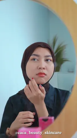 Males pakai krim kental dan lengket? YBAY Daily Brightening Cream jawabannya, ringan, cepat menyerap, dan bebas lengket. Klik keranjang kuning dan bawa pulang sekarang juga!
