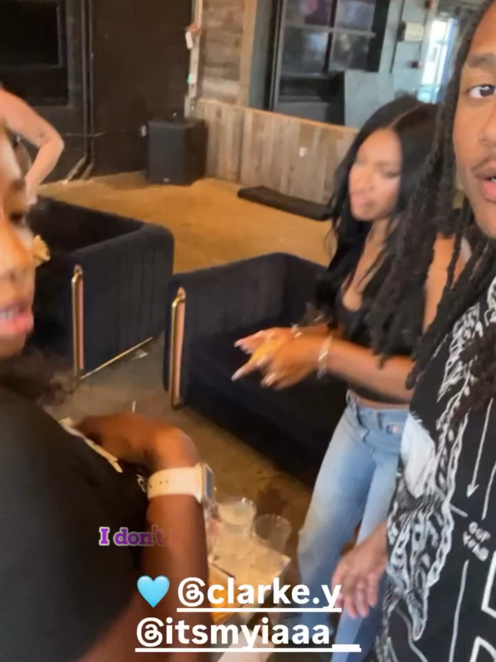 The way Taylor looked at Clarke at the end of the video is taking me out 😂 😭 #aceloveisland  #fyp #chelleyloveisland #hudaloveisland  #veeyysedit #olandrialoveisland  #loveislandUSA           
