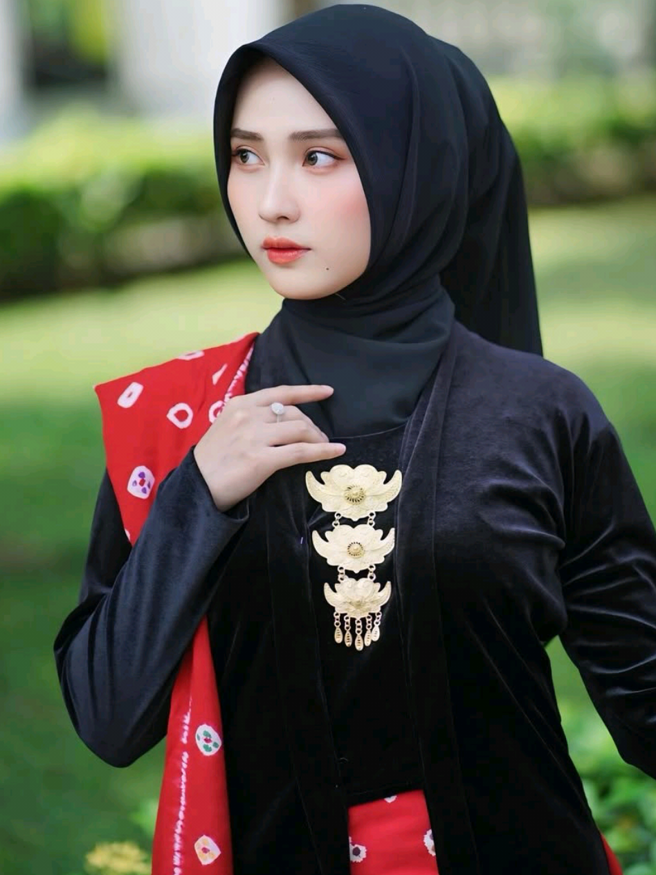 Kamu hampir selalu ada di pikiranku #cantikberhijab 