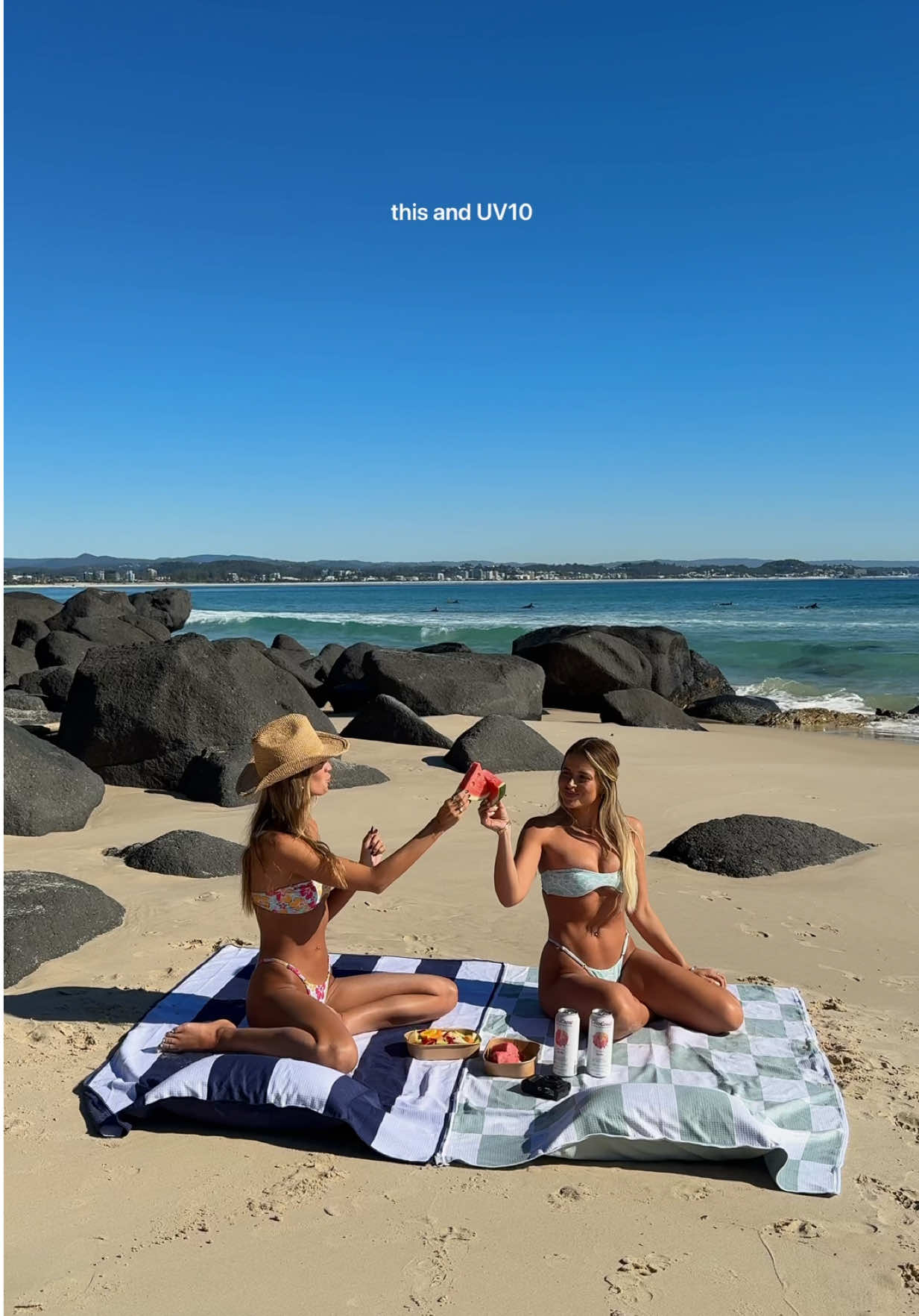 winter on the Gold Coast 🤭🌴 ft the coolest beach towels @sleepybeach code: LAYLA15 🌺