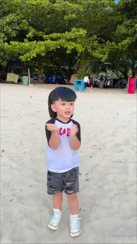 😛#fyp #mullet #kidsoftiktok #babystyle #babyfunny #styleanak #styleanak #baby #tshirtbaby #outfit #outfitanak #babyboy #anakmullet #babyoutfit #fypdonggggggg #babytiktok #mulletstyle 
