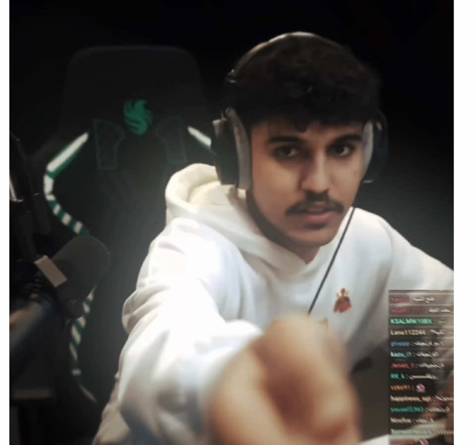 Text me im 🆙 This took me 2hours?? #edit #esport #league #viral #حماده#فالكونز#falcons#تصميم#youtube #kick 