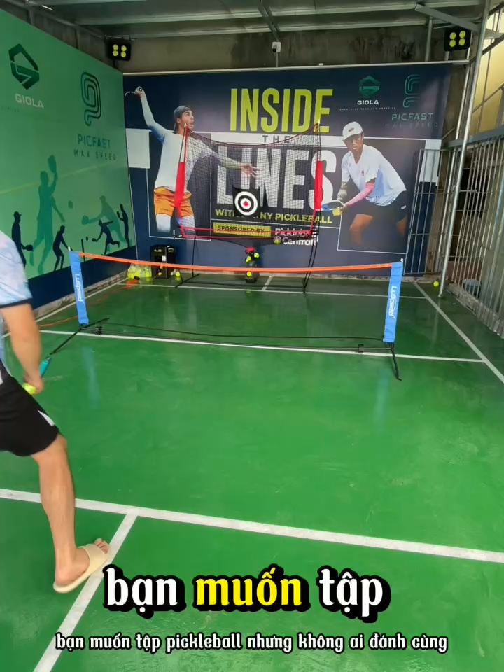 Máy bắn bóng Pickle Ball mini kèm lưới