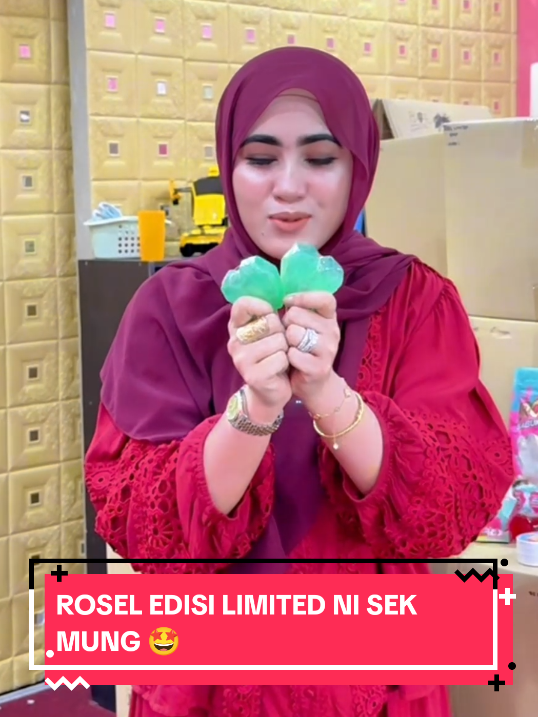 ROSEL EDISI LIMITED NI SEK MUNG🤩 . . Dapatkan Barangan ROSEL ORIGINAL Di Sini. Body Care Terviral & Mendonia Di Tiktok Sekarang !! Kakak Sabun Pos Setiap Hari Yea 😉 .. . . .  . . #sabunputih #lotionviral #lotion #sabunrosel #bodycareviral 