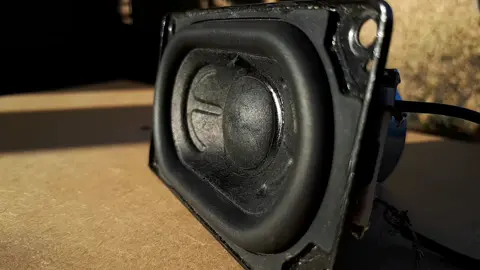 rip jbl flip 5 woofer#powerful #soundcheck #extremebass #passion #jblflip5 #jbl #lfm #basstest #ripwoofer 