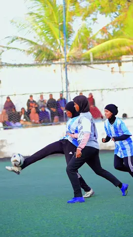 @{{{{{ Virgil }}}}}} 4>🧱☠️ vs @Bushra Ten 🐐🔥⚽️  #shaataa_production #somalitiktok #fyp 