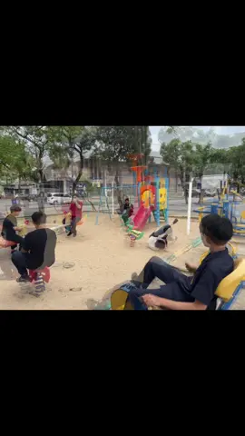 ใครว่าเด็กช่างน่ากลัว🤣#ช่างก่อสร้าง #เทคนิคเชียงใหม่ #07 #roblox #นกคุมหลี 