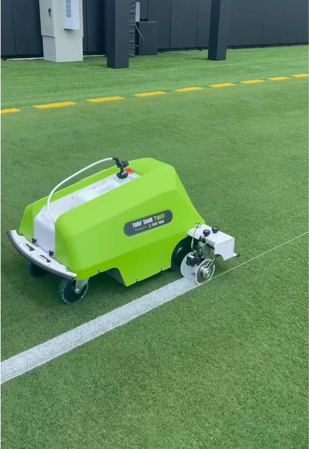 ⚠️ Fresh Paint Alert ⚠️ #fresh #clean #automatic #turftank #perfection #linemarking #sportstiktok 