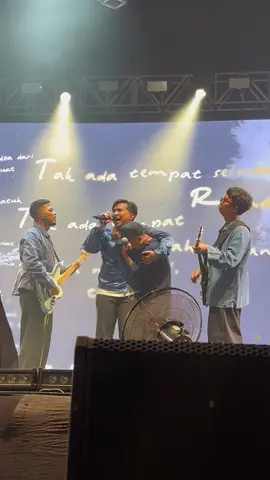 lekas sembuh a chimot semoga bisa manggung lagi bersama band for Revenge, hebatt bgtt bisa bertahan dan karena a chimot band for Revenge juga bisa berdiri sampai saat ini yg terinspirasi dari mantan turnuhunn a @for Revenge @Boniex Noer @archimspribadi #forrevenge #pulang #sangderana #fyp 