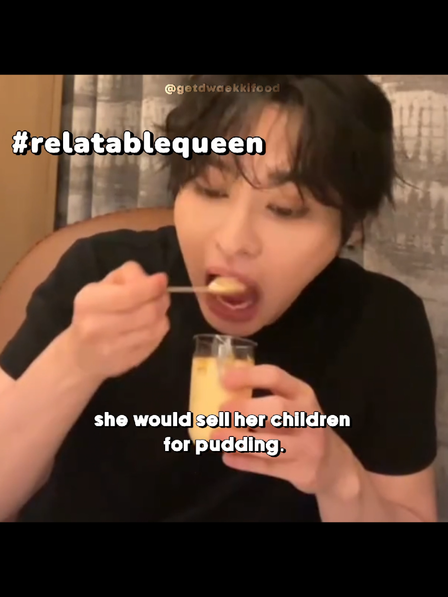 Horribly introducing MOTHER LEE✨️ . . #STRAYKIDS #LEEKNOW #stay #SKZ #KPOP #funnytiktok #meme #straykidsedit #straykidsworlddomination cr for idea: @08_mingi (can't tag her)