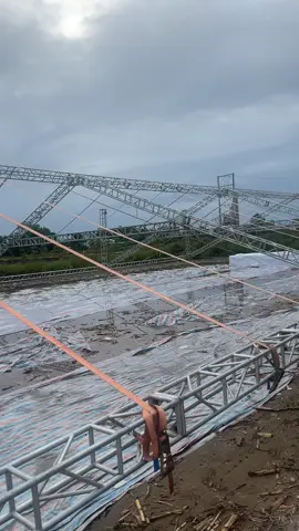 Còn mỗi cái chạc anh em ạ 