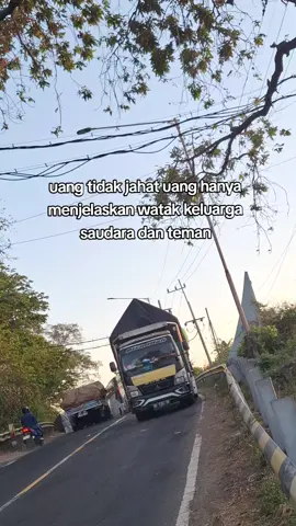 Anda sopan kami curiga . .#xybca #fypシ゚ #driver #truck 