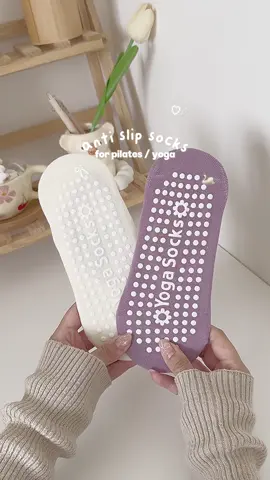pov: you found this affordable non-slip socks for your next pilates class ⋆˙⟡ #singapore #sgfyp #sgviral #sgtiktok #wonyoungism #fyp #trending #tiktokshopsg #createtowin #aesthetic #sgtiktokshop #pinkaesthetic #pink ##fuyogi##fuyogijacket #pilates #yoga #sgpilates #nonslip #nonslipsocks 