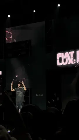 Prince bow 🥹 #lucas 