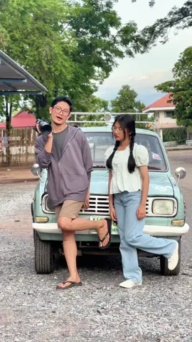 ท่าโพสสวยๆกับรถวินเทจ  #ท่าโพสถ่ายรูป #ถ่ายไงได้งี้ #ถ่ายรูปกัน #โพสท่าถ่ายรูป  #ฮาวทูท่าโพสสวยๆ  #โพสไปเรื่อย