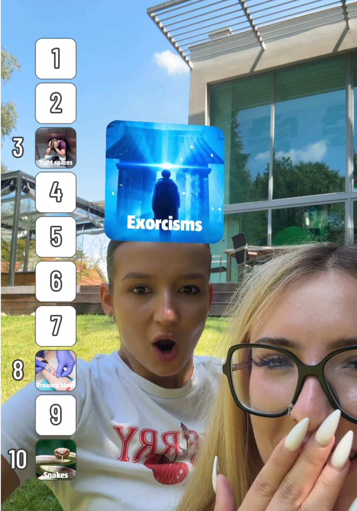 Czego boi się @Wiktoria Niekało i @☆꧁Malωik ꧂☆ ?💚