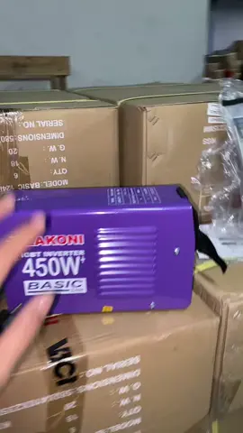 “Mesin kecil, hasil maksimal! 💥 Lakoni 124iX cuma 450 watt tapi udah cukup buat las ringan-ringan. Cocok buat pemula!  #las #laslistrik #mesinlas #bengkel #proyek #gajiansale #promoguncang88 