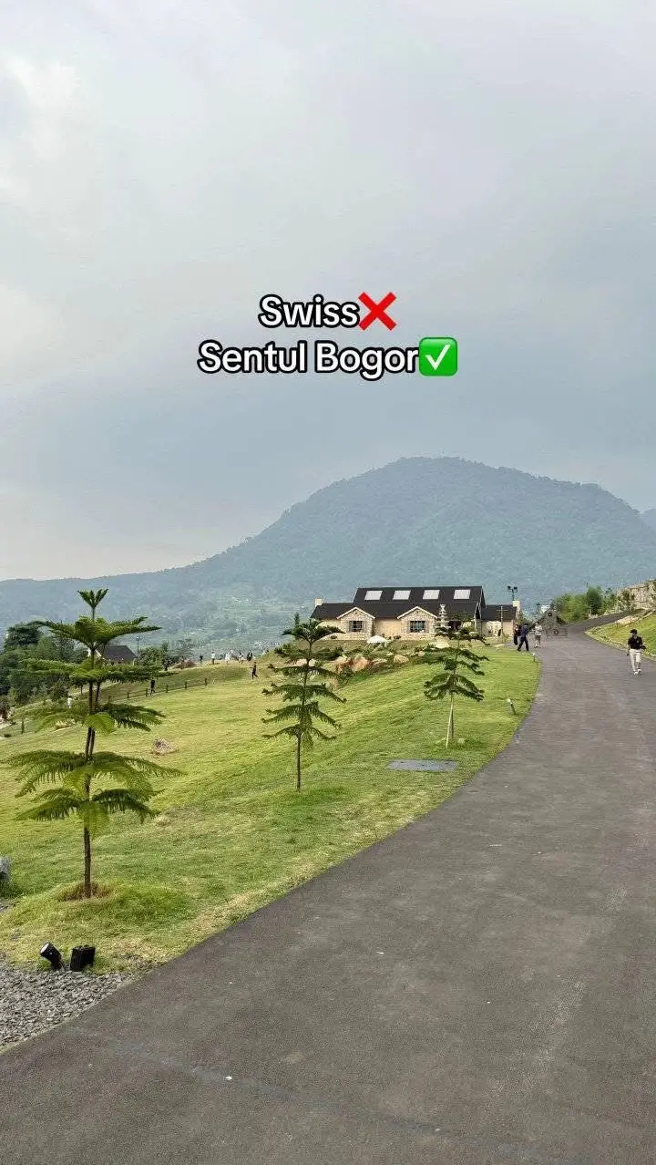 weekenday siang menjelang sore gak terlalu rame! jadi fotonya bagus lumayan tempatnya adem suasana enak pemandangan bagus udah ke ala ala koreaaa #fyppppppppppppppppppppppp #sentul #bogor #sentulbogor #swiss 