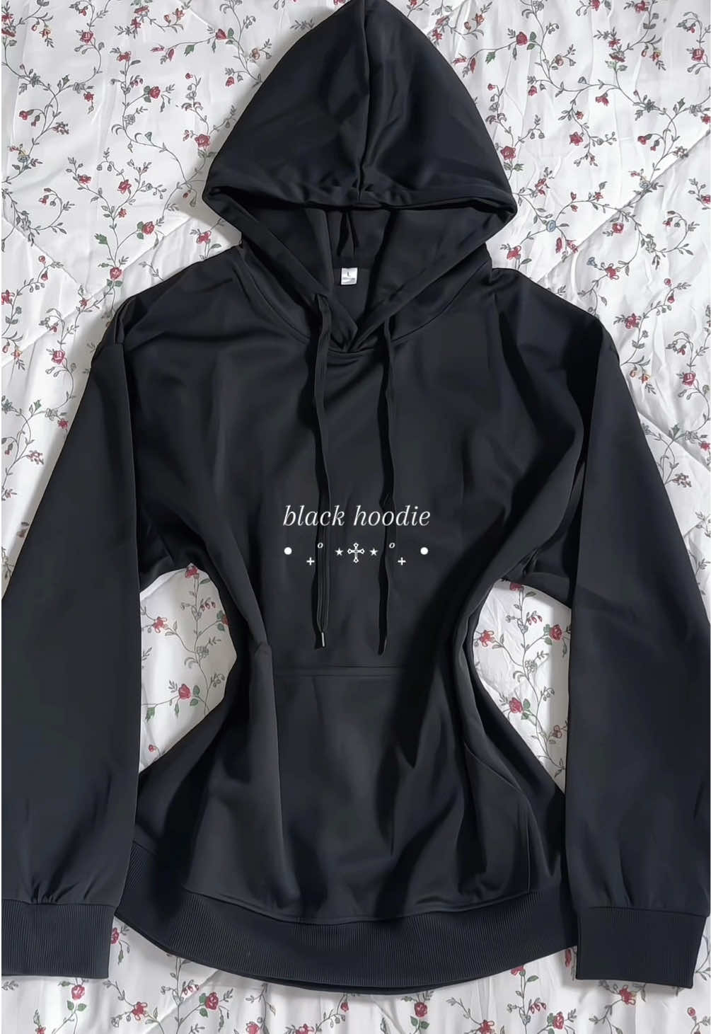 ‧₊˚ ⋆ black hoodie ♱⋆ ˚₊‧ #hoodie #เสื้อฮู้ด #เสื้อกันหนาว #เสื้อกันหนาวมีฮู้ด #เสื้อคลุม #เสื้อผ้าแฟชั่น #OOTD #fashion 