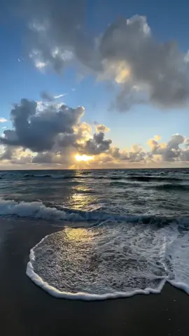🌊🤍#storytime #denizvideoları#keşfet#beniöneçikar#keşfetteyizzz