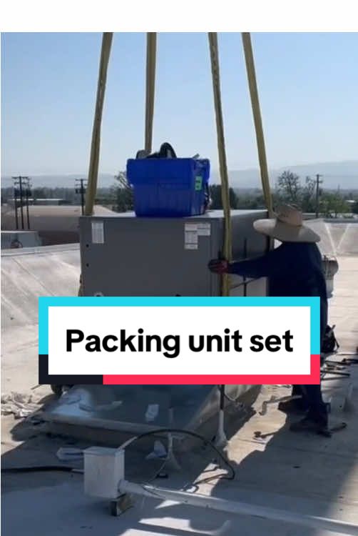 Watch us install this commercial HVAC system in Bakersfield. 💪  Keeping businesses cool and running smooth.  Who loves rooftop views like this? #bakersfieldca #KernCounty #bakersfieldcalifornia #homeservice #bakersfieldcali 