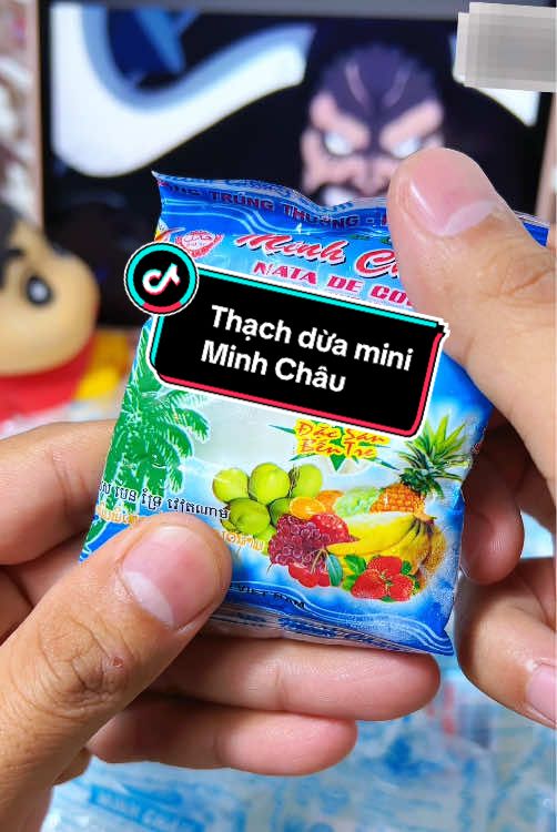 Thạch dừa mini nè, túi lớn tui cũng có luôn ák 😁. Một bịt có 22 gói nhỏ tui nói nhầm nhen  #cơmnhàtứng #xuhuong #xuhuongtiktok #thachdua #thachduaminhchau #anvat #ancungtiktok 
