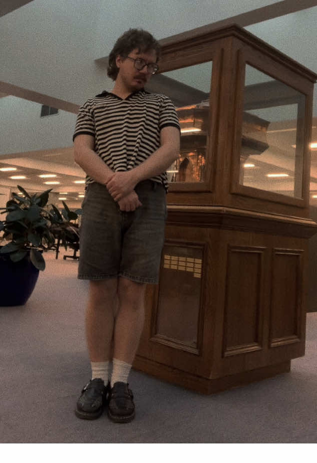 I’m like if Princess Diana had a really cool mustache, drank dirty chai lattes everyday, and smelled like Jesus Christ SOTD: reliqvia by @FILIPPO SORCINELLI  #OOTD #vintagefashion #princessdiana #fraghead #nichefragrance #perfumetiktok 