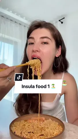 Primul episod din ✨Ce mancam la insula, cu Catalina ✨ #ramen #foodvlog 