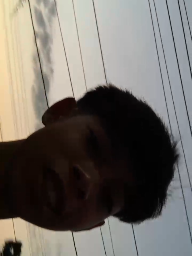 lucu banget gabole pergi 🙁🤍@hendro #fyp #sunset #withyou #xybca #masukberandafyp 