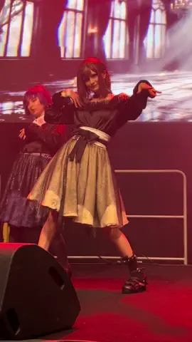 my favorite niigo choreo hi  THANK YOU FOR RECORDING ME MEOW MEOW MEOW @seikomeowmeow  #projectsekai #enashinonome #nightcordat25 #niigo #cosplay #animatsuri #dance  @Try! Mirai!! 