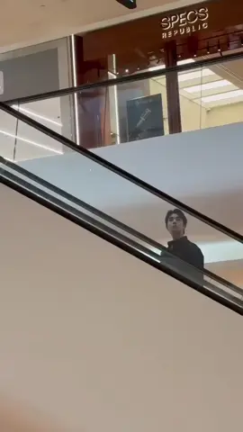 พี่หมอหล่อมาก{{cr.on video 🙏}}#jimmy_jitaraphol🥑 #sea_tawinan🌊 #จิมมี่จิตรพล💜💙ซีทวินันท์ #งี้มงั้ม #jimmysea 