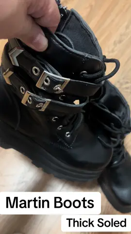 #martinboots #teenfashion #fashion #kfashion #trending #bestseller 