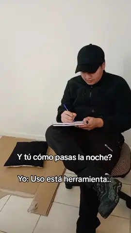 Quien más tiene de esta herramienta? 😅🤣 #guardiadeseguridad #guardia #seguridad #privada #faena #minera #conserje #viral #fyp #parati #tendencia #fyp 