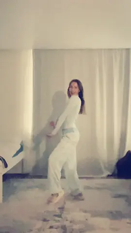 #style #h2h #hearts2hearts #dance #cover #fypシ゚ 