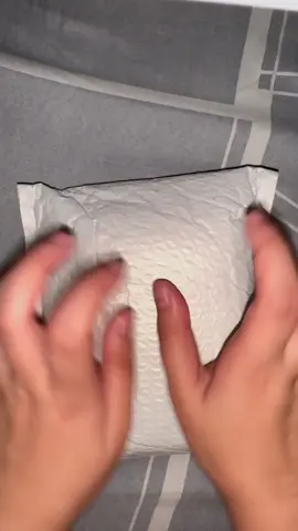 Hindi mo ba gusto na pakalat kalat yung charger mo? Para sayo yan tiii. #chargerorganizer #organizer #veryaffordable #boost #fyppppppppppppppppppppppp #fypシ゚viral #fyp 