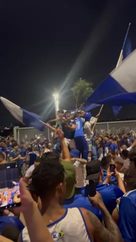 ##  UMA BELA CIGANA JOGOU AS CARTAS EU NACI PRA FESTEJAR 🎼🎼