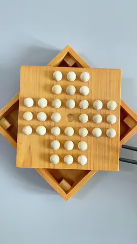 Can you make it to the end with only one piece left?#puzzle #iqtest 