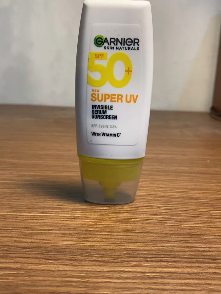 Garnier Super UV Invisible Serum Sunscreen SPF 50