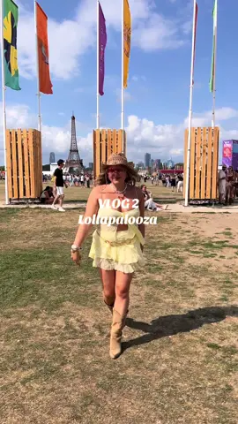Lollapalooza jour 2 💛 J’ai oublié de filmer Ronisia 🥹 Vraiment journée de folie malgré la pluie 🫶🏼 #lollapalooza #Vlog #festivalseason #musique #davidguetta #macklemore #franglish #ronisia #merveille #paris 
